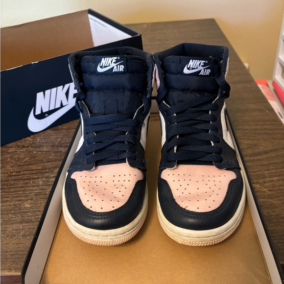 Nike Air Jordan 1 Retro High Womens Size 6 US Pink Barbie Atmosphere Bubblegum - Picture 2 of 9